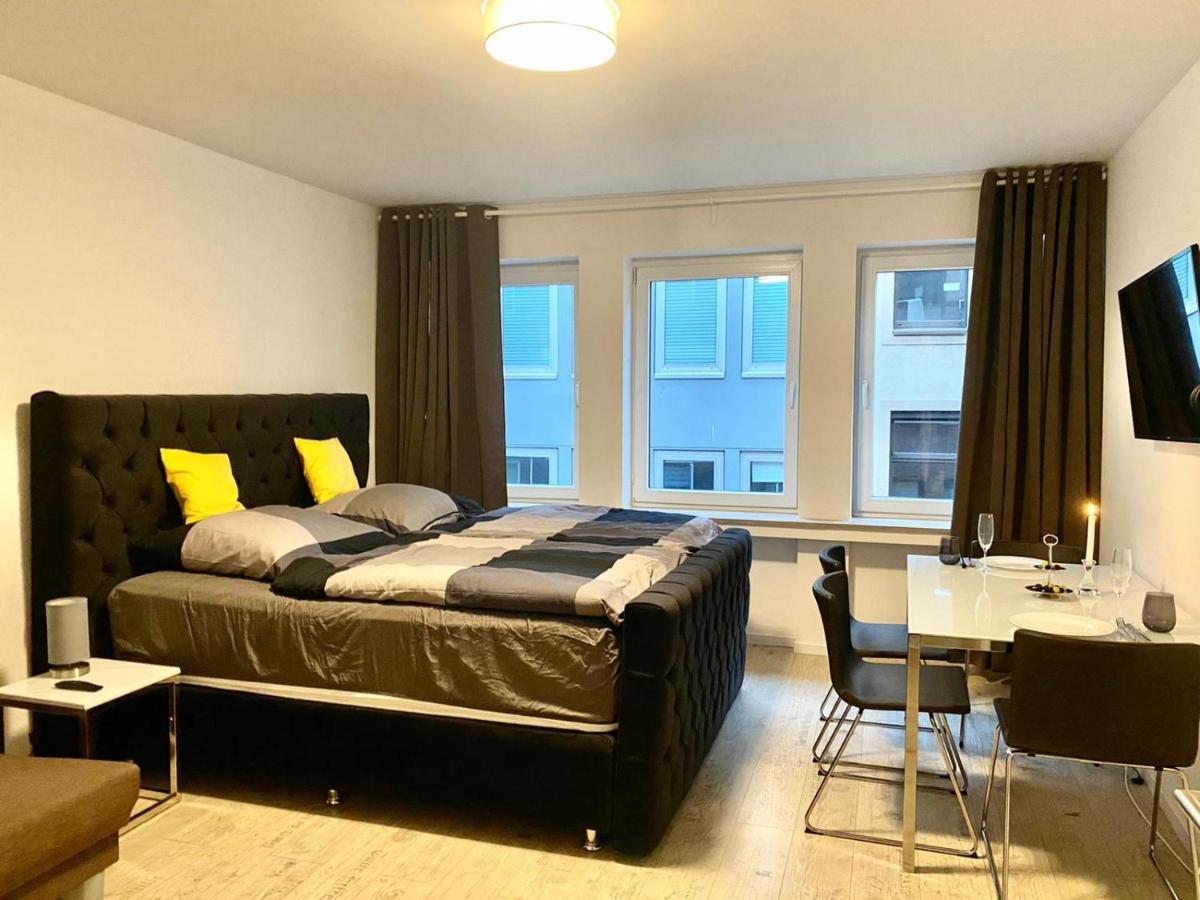 Apartment Center Dusseldorf